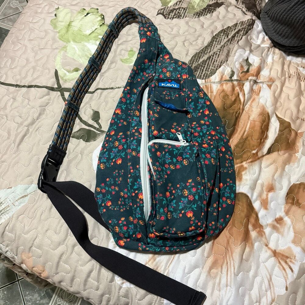 Kavu Rope Sling Bag